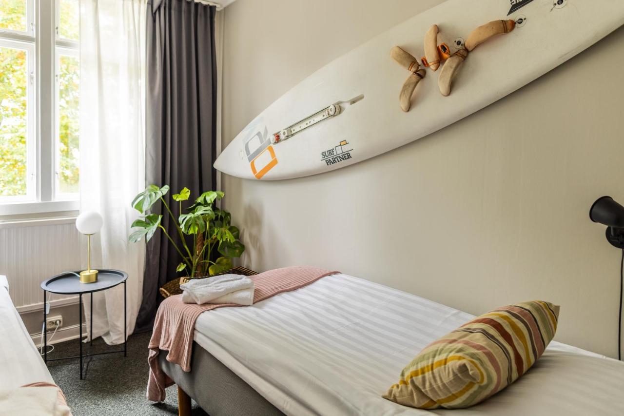 Surfviken Glamping And B&B ستينانغسوند المظهر الخارجي الصورة